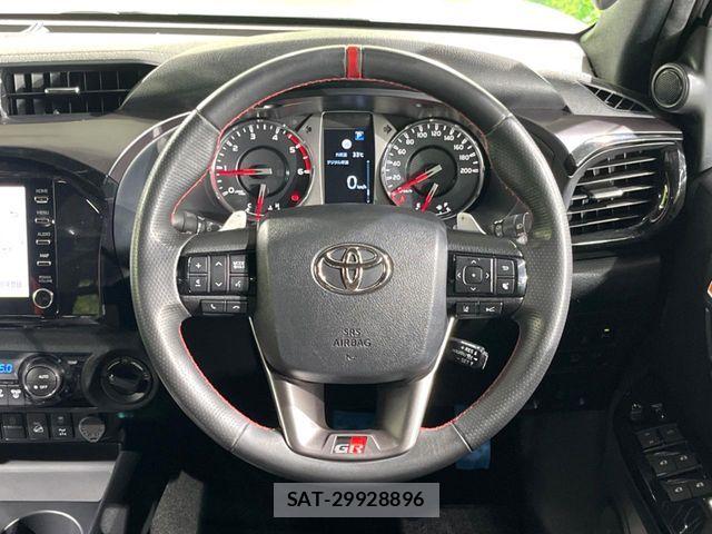 Toyota HILUX 2024-09 8659437-10