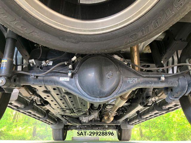 Toyota HILUX 2024-09 8659437-18