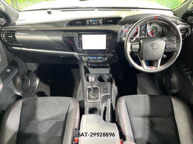 Toyota HILUX 2024-09 8659437-1