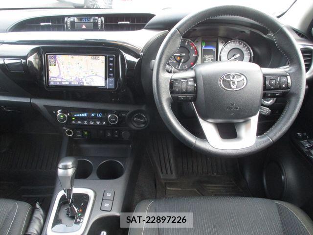 Toyota HILUX 2021-09 8659439-1