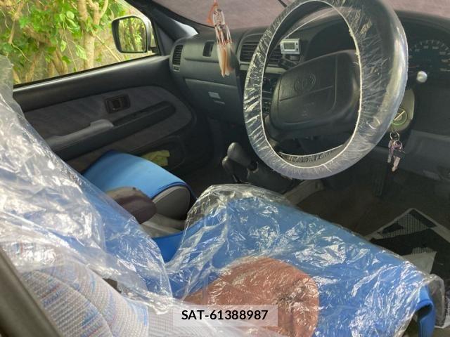 Toyota HILUX 1998-02 8659436-11