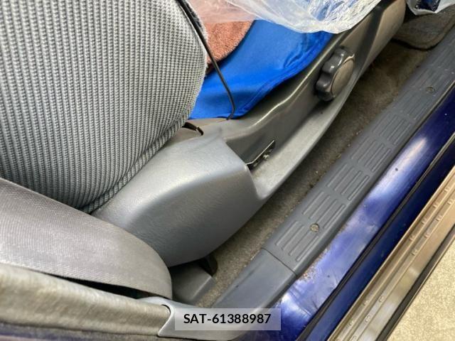 Toyota HILUX 1998-02 8659436-12