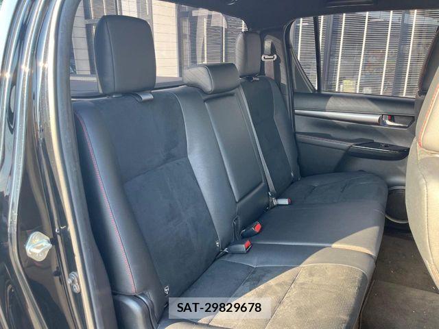 Toyota HILUX 2023-01 8685667-10