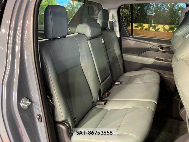 Toyota HILUX 2026-07 8685666-9