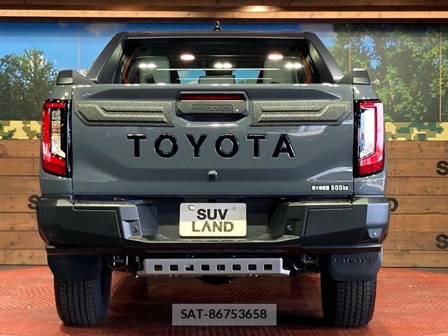 Toyota HILUX 2026-07 8685666-14