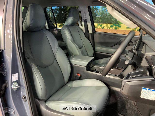 Toyota HILUX 2026-07 8685666-8