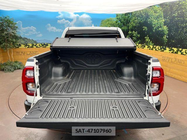 Toyota HILUX 2021-11 8742678-13