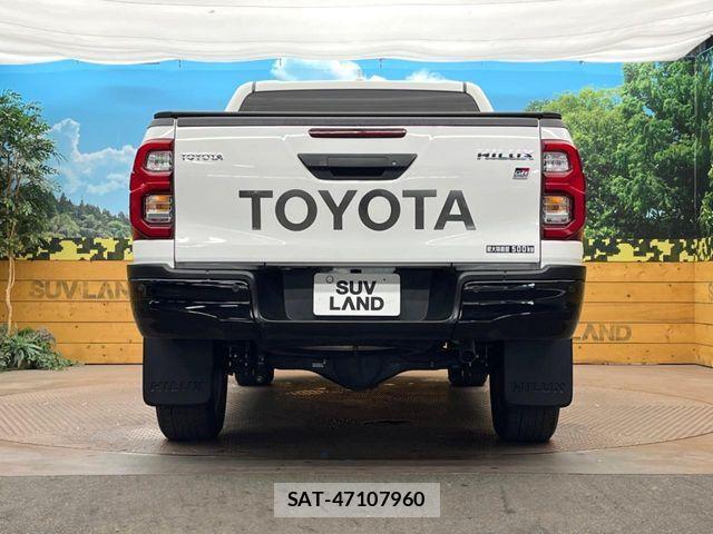 Toyota HILUX 2021-11 8742678-15