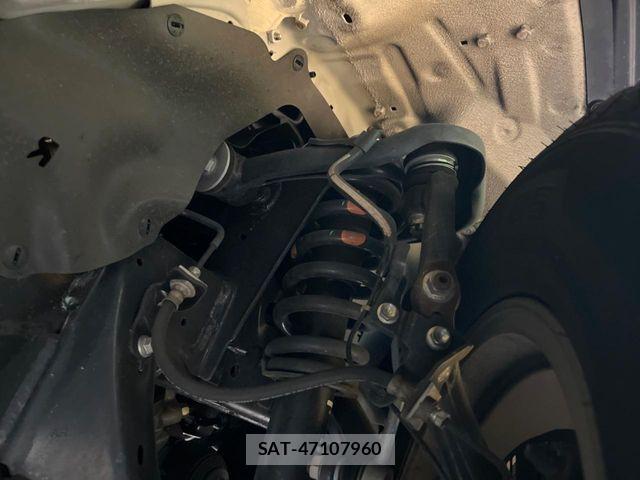 Toyota HILUX 2021-11 8742678-19