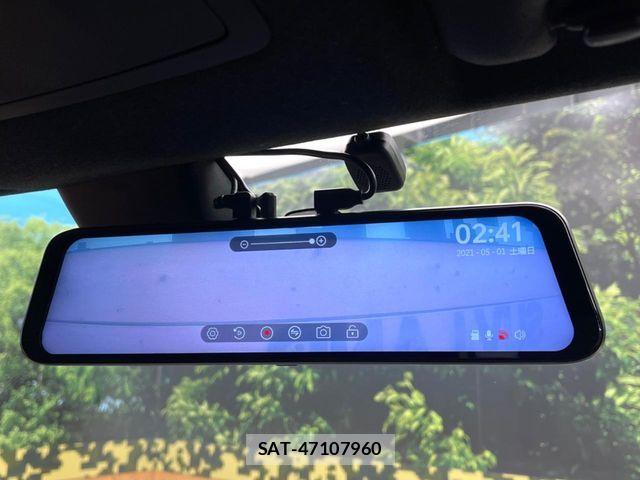 Toyota HILUX 2021-11 8742678-5