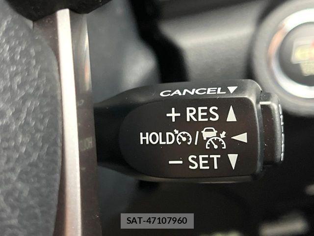 Toyota HILUX 2021-11 8742678-7