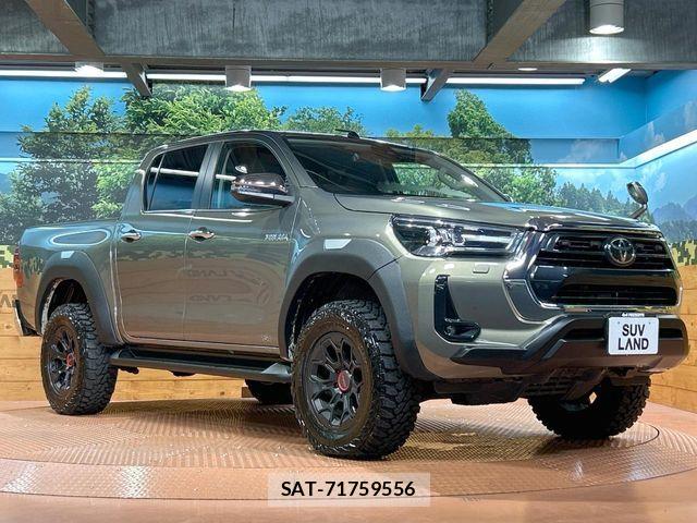 Toyota HILUX 2023-11 8742679-15