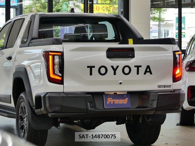 Toyota HILUX 2026-07 8742676-9