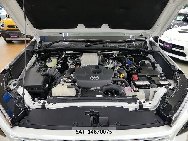 Toyota HILUX 2026-07 8742676-19