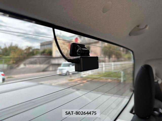 Toyota HILUX 2022-02 8742682-16