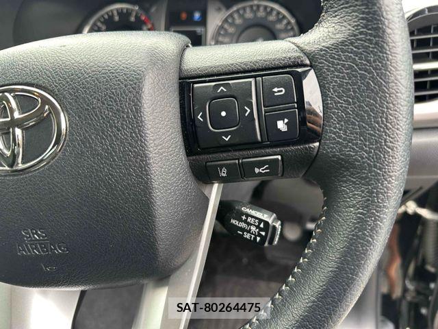 Toyota HILUX 2022-02 8742682-19