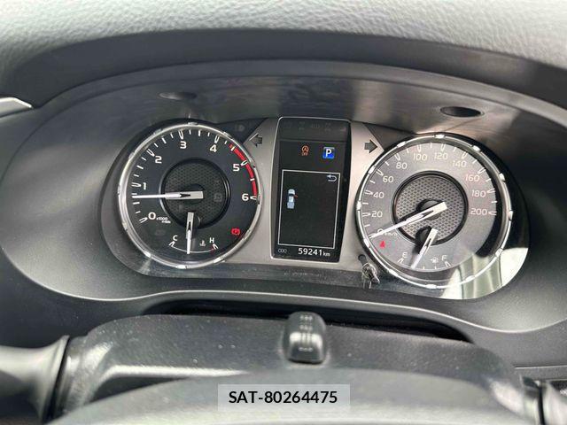 Toyota HILUX 2022-02 8742682-20