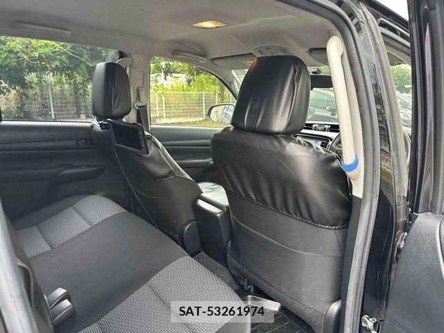Toyota HILUX 2018-03 8742683-10