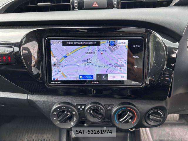 Toyota HILUX 2018-03 8742683-15