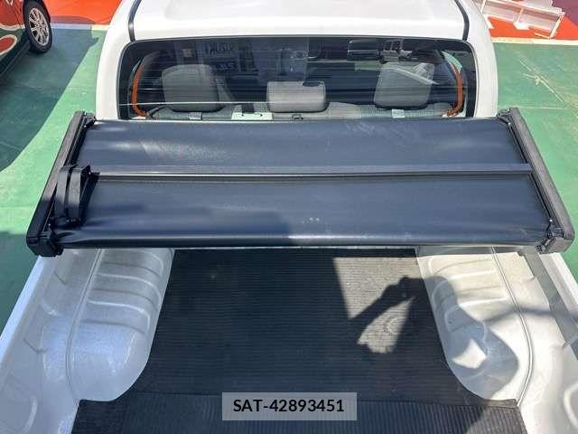 Toyota HILUX 2024-01 8796182-14