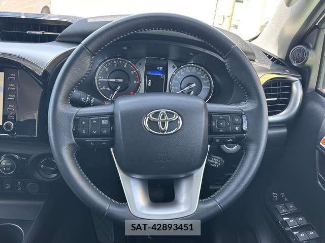 Toyota HILUX 2024-01 8796182-7