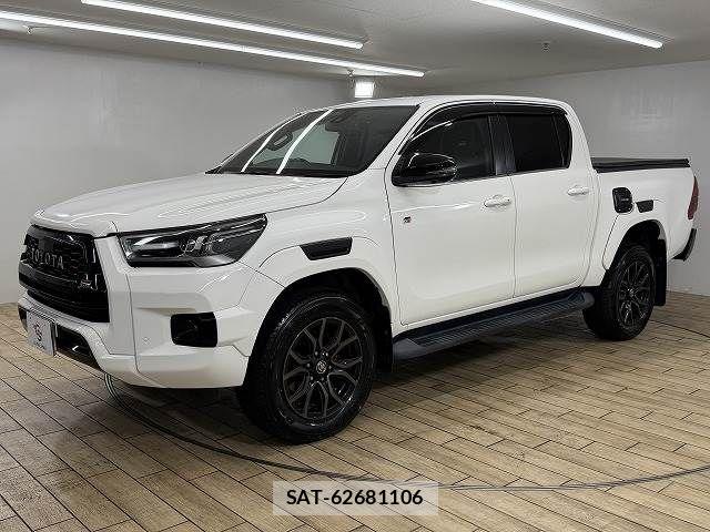 Toyota HILUX 2022-02 8796179-13