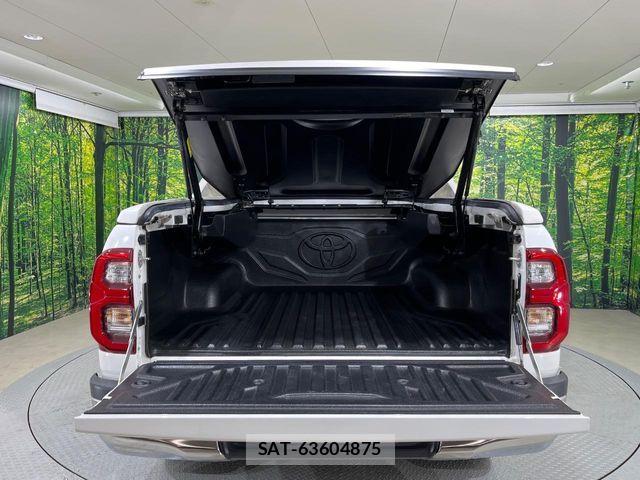 Toyota HILUX 2021-09 8796184-9