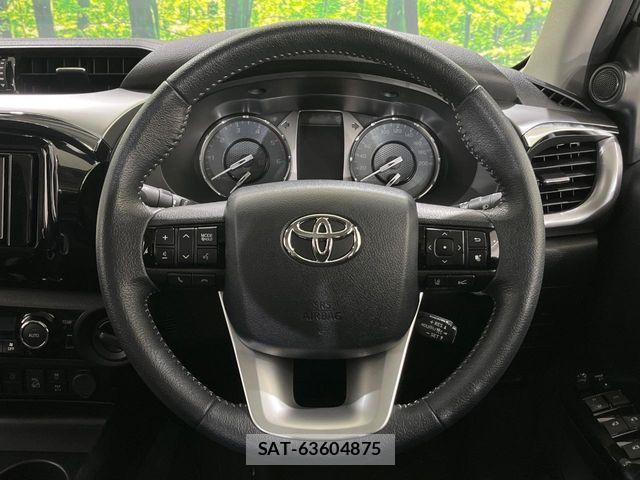 Toyota HILUX 2021-09 8796184-10