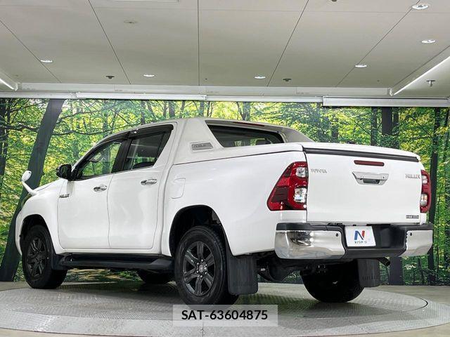 Toyota HILUX 2021-09 8796184-16