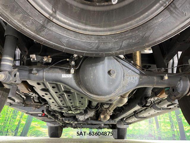 Toyota HILUX 2021-09 8796184-18