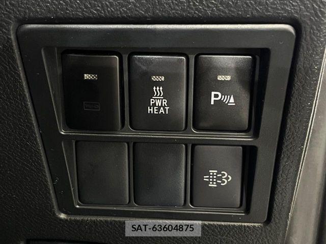 Toyota HILUX 2021-09 8796184-6