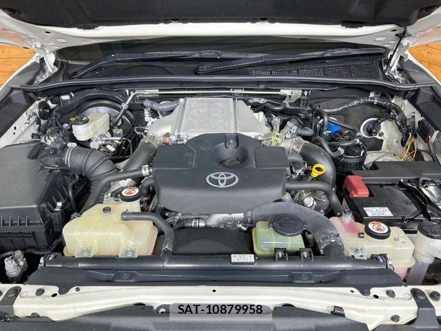 Toyota HILUX 2022-10 8796178-17
