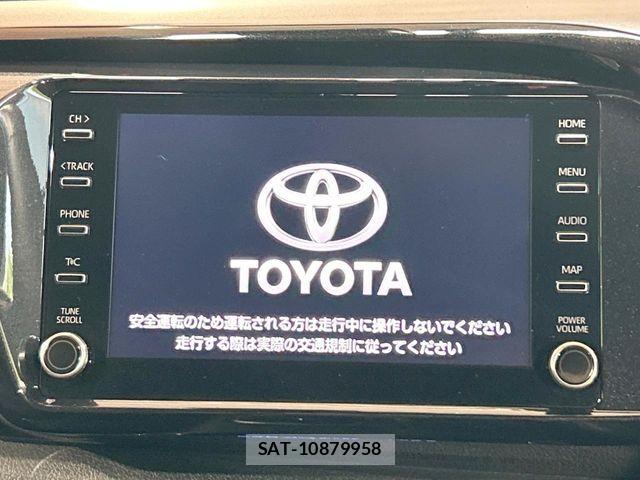 Toyota HILUX 2022-10 8796178-2