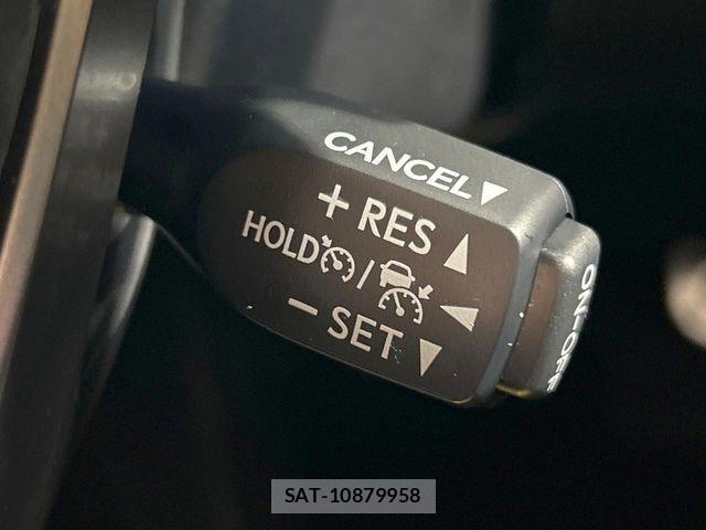 Toyota HILUX 2022-10 8796178-4