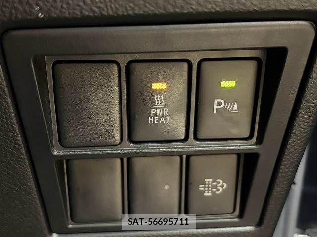 Toyota HILUX 2022-08 8796183-8