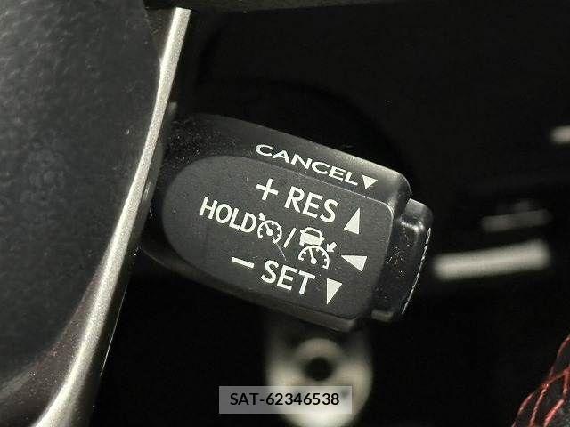 Toyota HILUX 2022-08 8796177-4