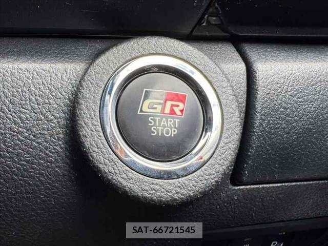 Toyota HILUX 2023-09 8829394-6