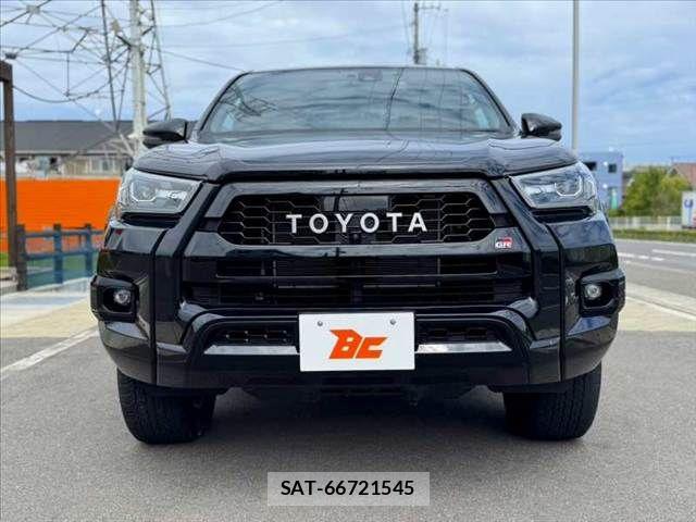 Toyota HILUX 2023-09 8829394-8
