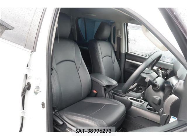 Toyota HILUX 2024-01 8829393-10