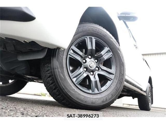 Toyota HILUX 2024-01 8829393-14