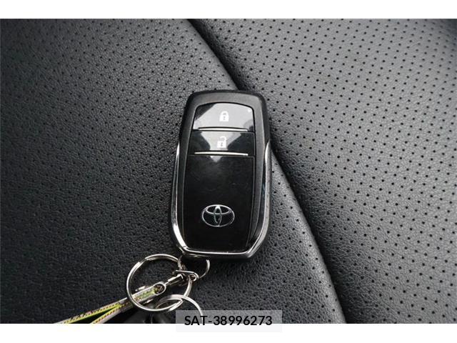 Toyota HILUX 2024-01 8829393-22