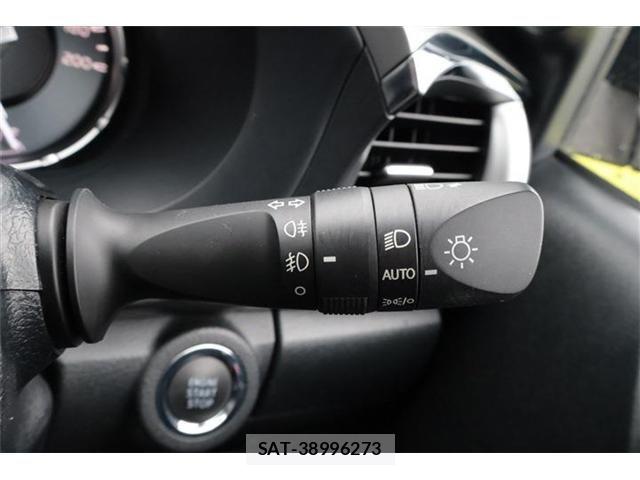 Toyota HILUX 2024-01 8829393-26