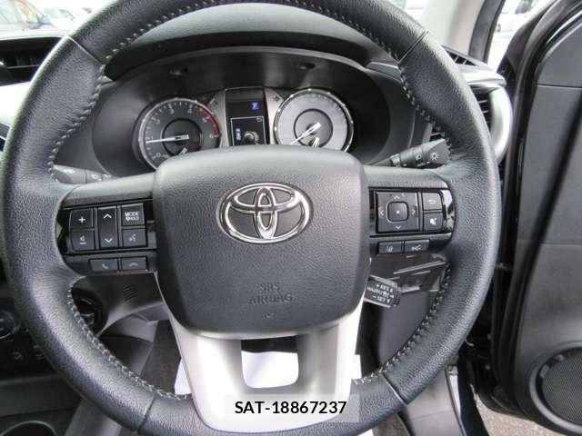 Toyota HILUX 2022-09 8849295-12