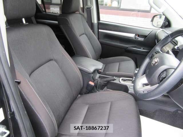 Toyota HILUX 2022-09 8849295-13