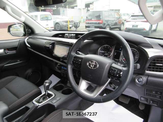 Toyota HILUX 2022-09 8849295-14