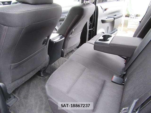 Toyota HILUX 2022-09 8849295-17