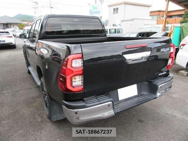Toyota HILUX 2022-09 8849295-23