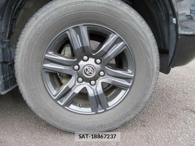 Toyota HILUX 2022-09 8849295-28