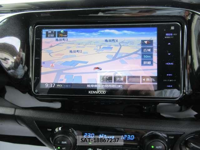 Toyota HILUX 2022-09 8849295-4