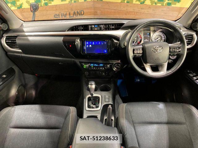 Toyota HILUX 2022-01 8849294-1